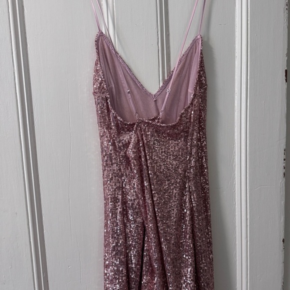 Pink Sequin lingerie - Picture 2 of 6